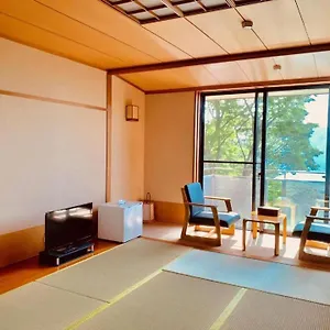  Hotel 箱根七福荘